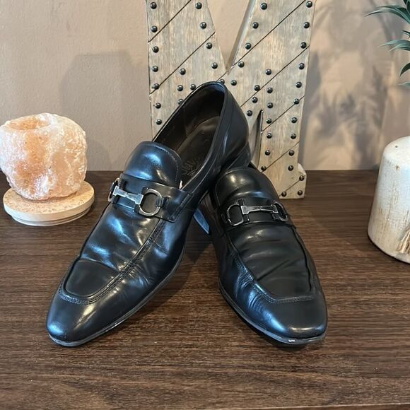 Salvatore Ferragamo Men's 'Dinamo' Black Leather Loafers Size US 10.5 - D